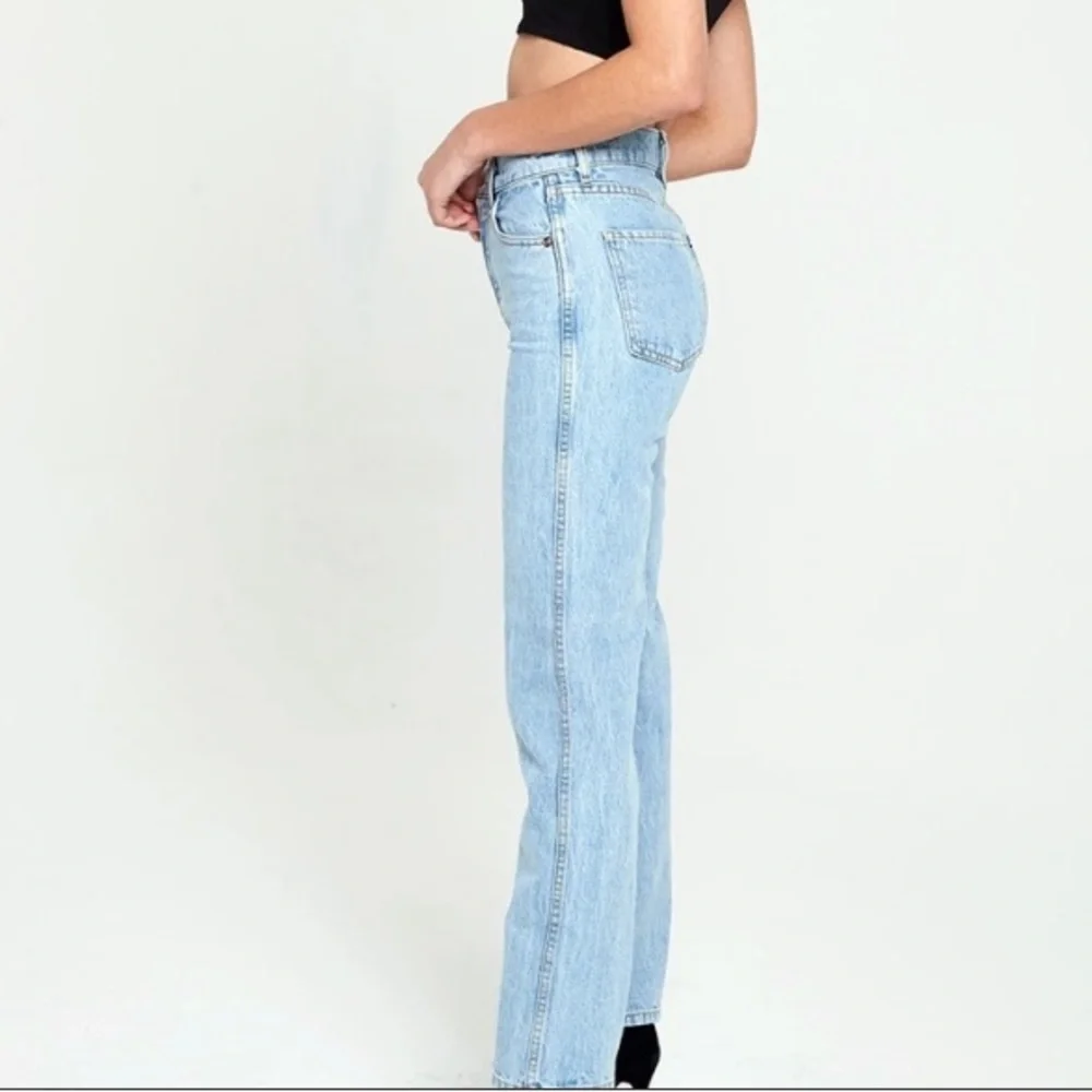 REVICE hi-rise Straight Leg Blue Jean - Picture 4 of 4